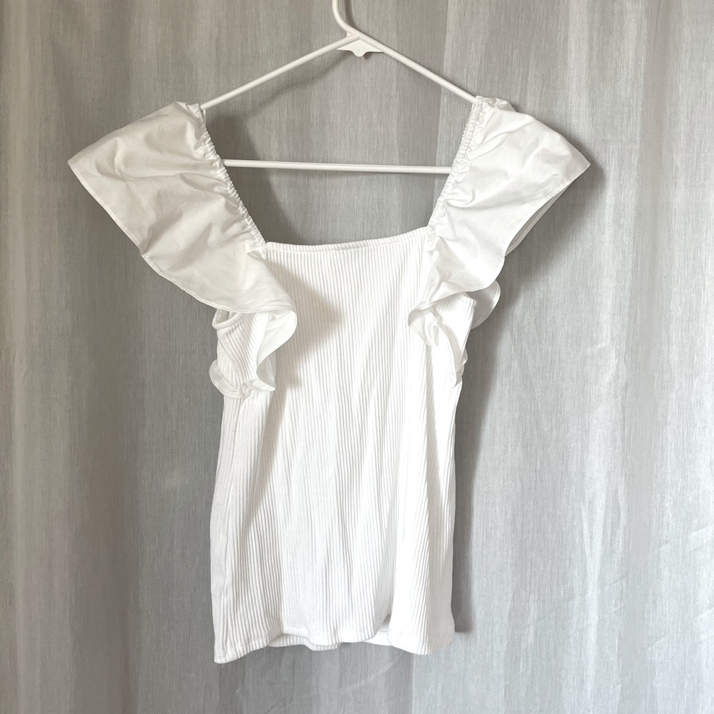 Ruffle sleeve top